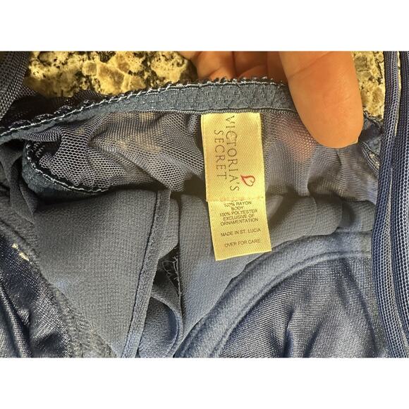 Victoria's Secret Slip Dress S embroidery push-up long nightgown small vtg-1999 - Picture 5 of 8